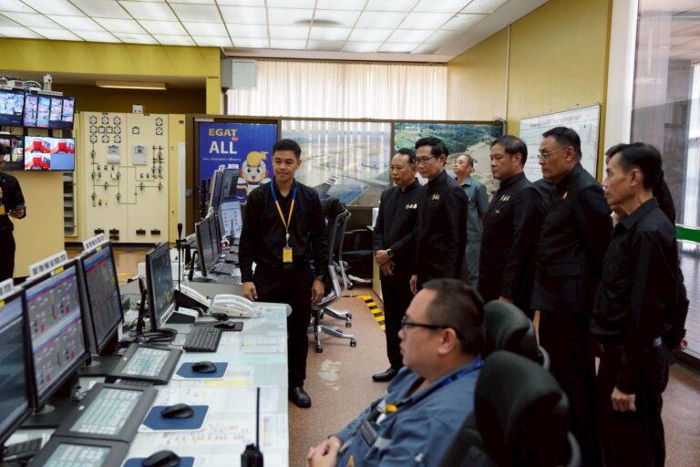 “อรรถพล” รมว.พลังงาน ติดตามแผนการปรับปรุงโรงไฟฟ้าพลังน้ำเขื่อนสิริกิติ์ พร้อมสั่งการ กฟผ. ให้เฝ้าระวังสถานการณ์ปริมาณน้ำทุกเขื่อนอย่างใกล้ชิด
