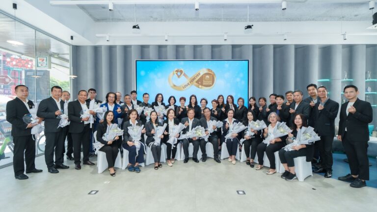 OCEAN LIFE ไทยสมุทร จัดงาน “OCEAN LIFE LOVE FOREVER ให้รักแทนคำขอบคุณ” เชิดชูผู้บริหารและพนักงานที่จะเกษียณอายุในปี 2025