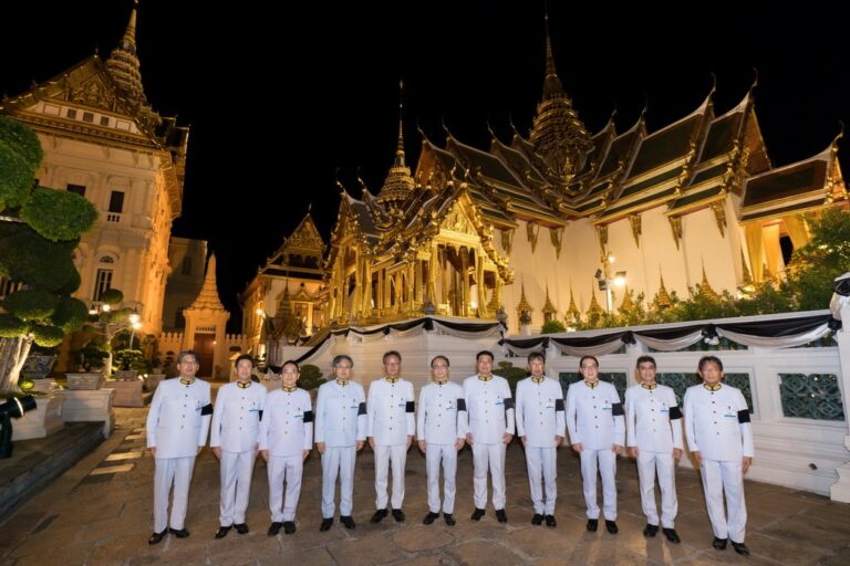 กลุ่มบริษัท Mitsubishi Electric ในประเทศไทยได้รับพระราชทานพระบรมราชานุญาตให้เป็นเจ้าภาพในการบำเพ็ญกุศลถวายพระบรมศพ สมเด็จพระนางเจ้าสิริกิติ์ พระบรมราชินีนาถ พระบรมราชชนนีพันปีหลวง